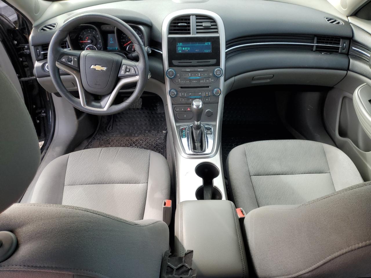 2013 Chevrolet Malibu - Image 8
