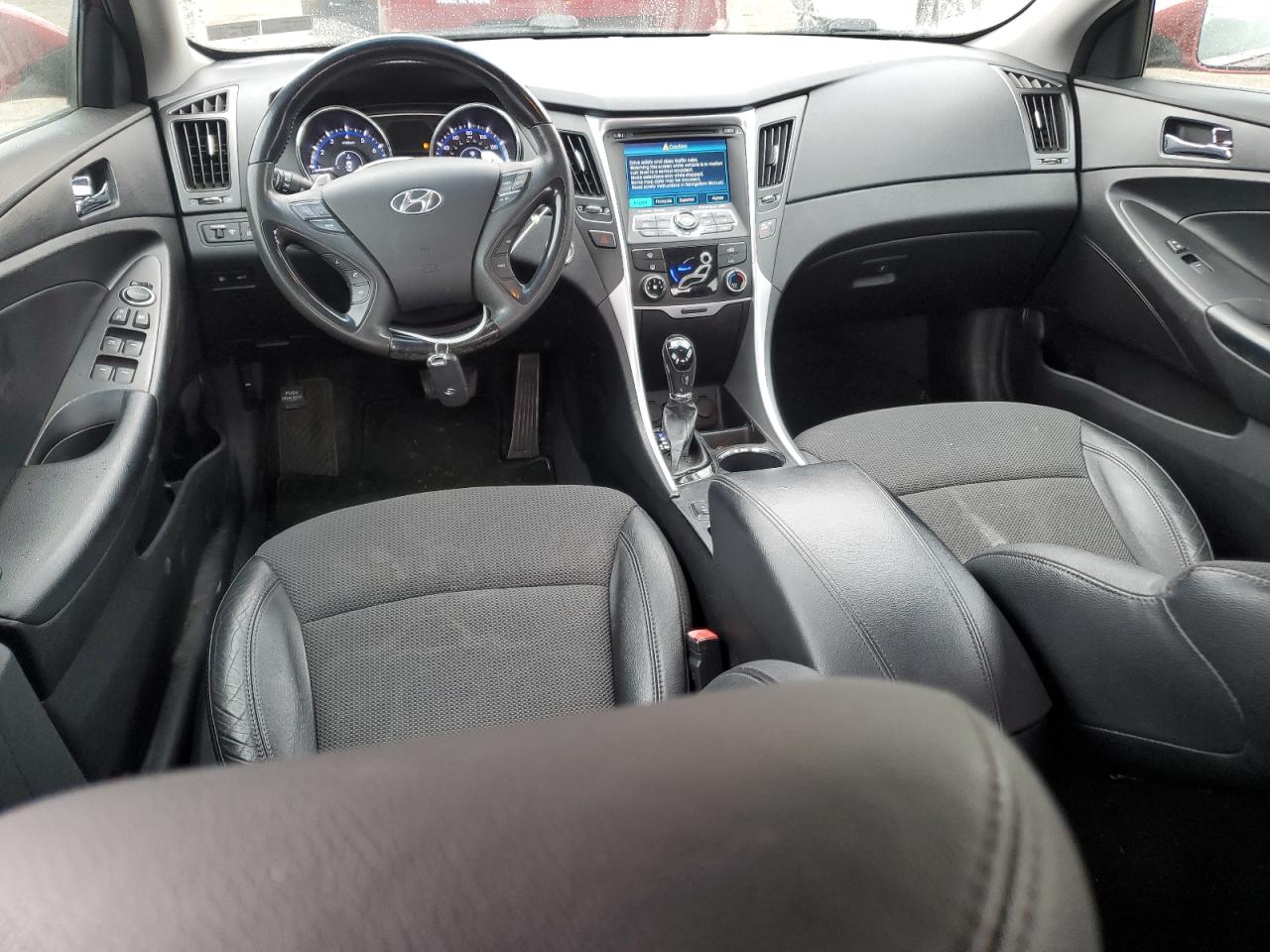2013 Hyundai Sonata - Image 8