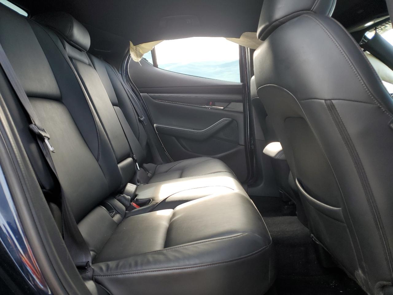 2019 Mazda 3 - Image 10