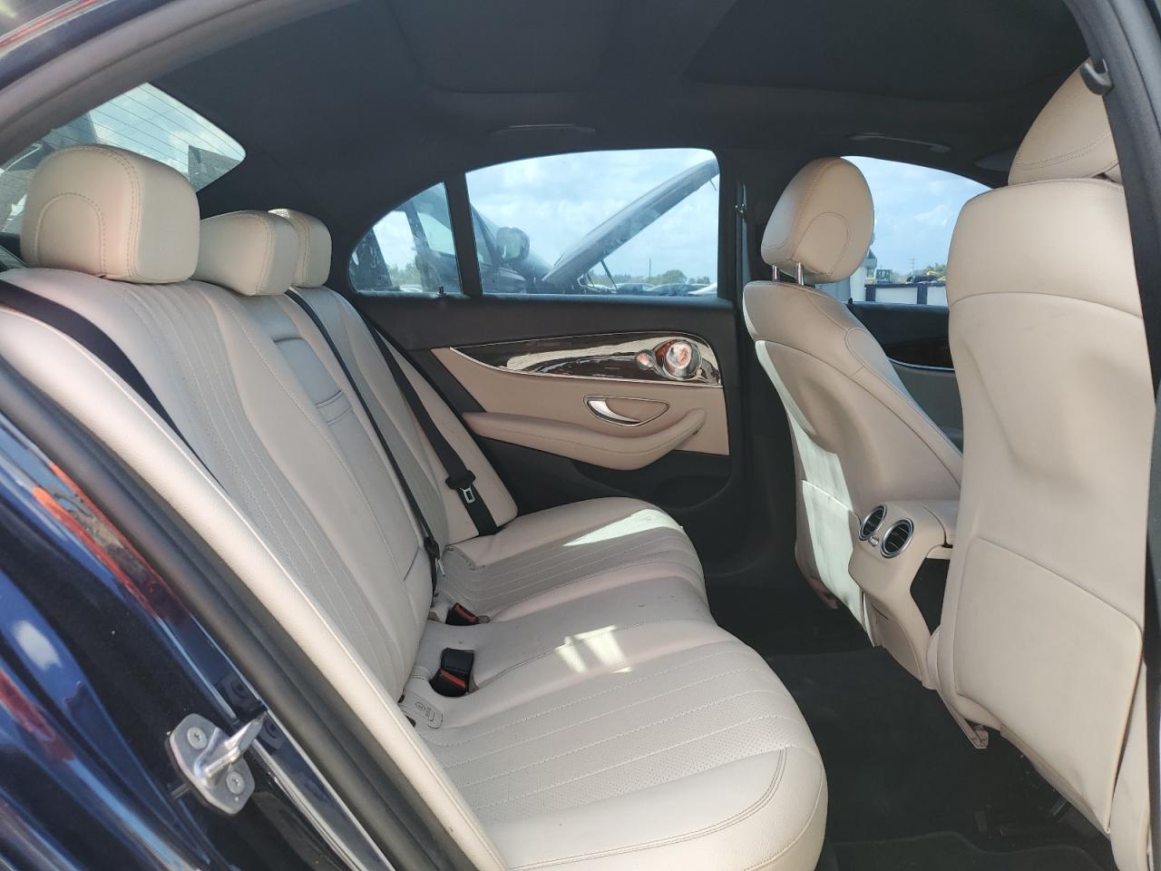 2017 Mercedes-Benz E-klasse - Image 10