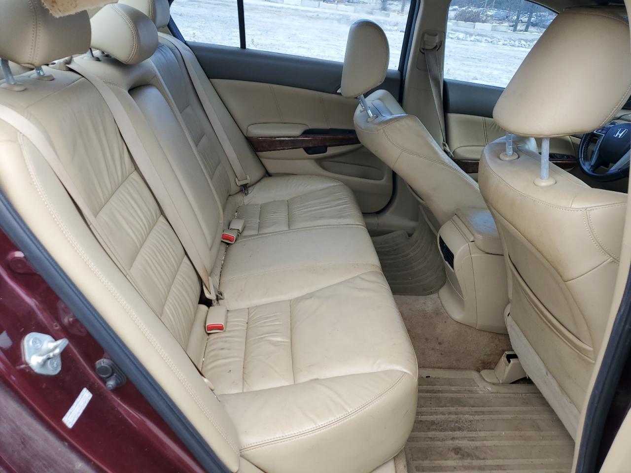 2010 Honda Accord - Image 10