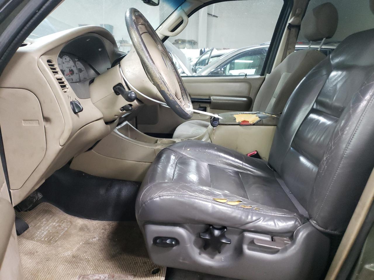 2003 Ford Explorer - Image 7