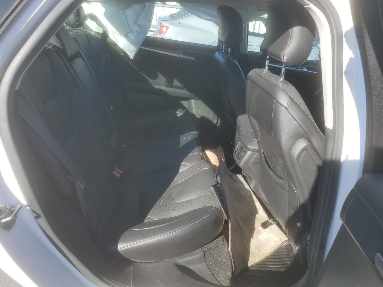 2015 Ford Fusion - Image 10