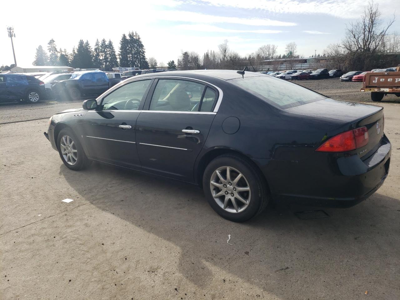 2006 Buick Lucerne - Image 2