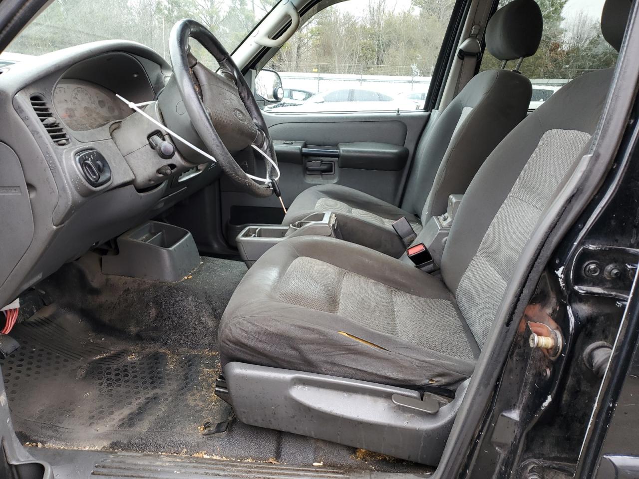 2005 Ford Explorer - Image 7