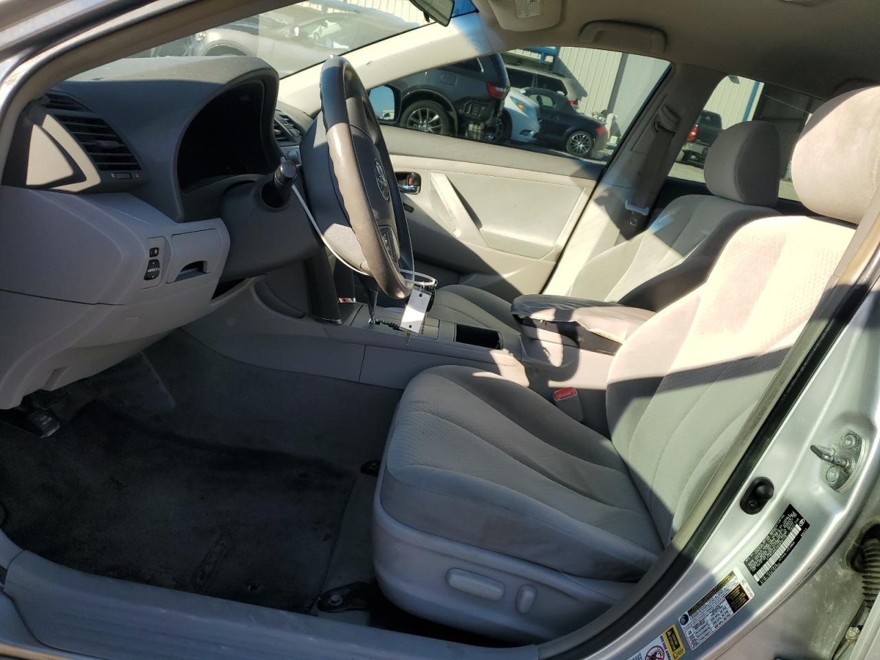 2009 Toyota Camry - Image 7
