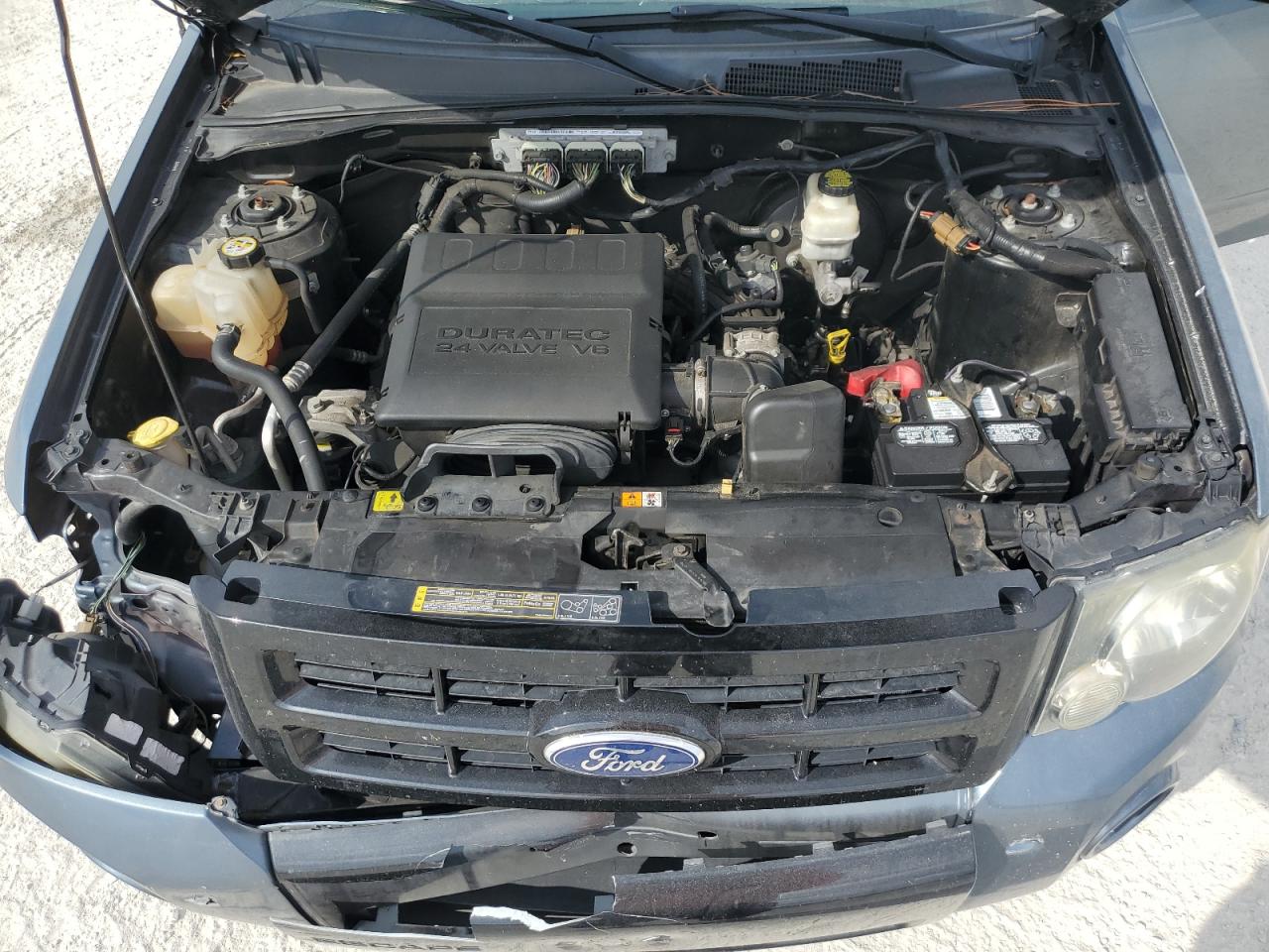 2011 Ford Escape - Image 12