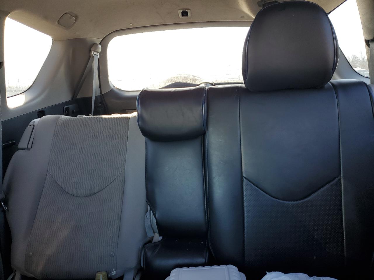 2012 Toyota RAV 4 - Image 10
