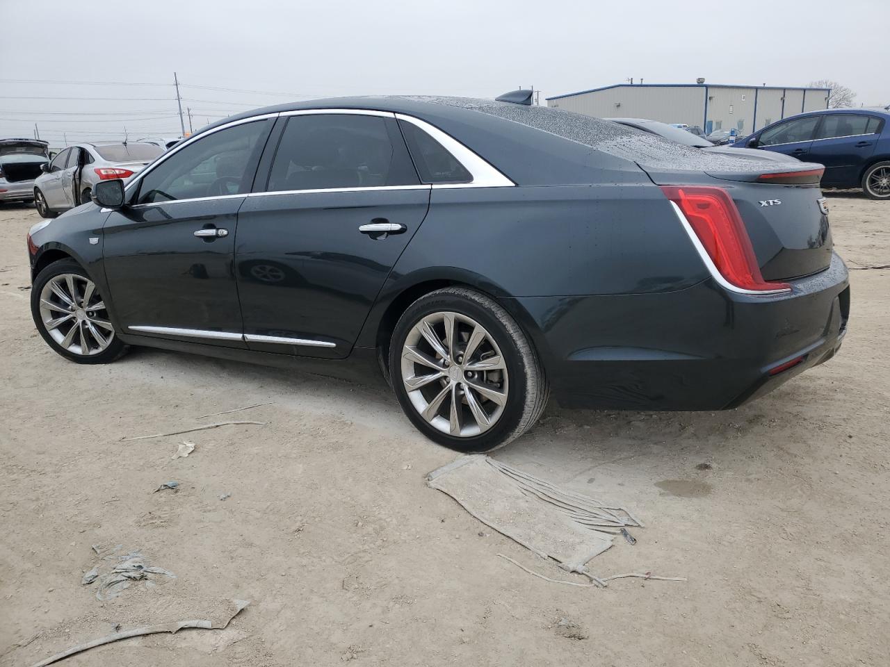 2019 Cadillac XTS - Image 2