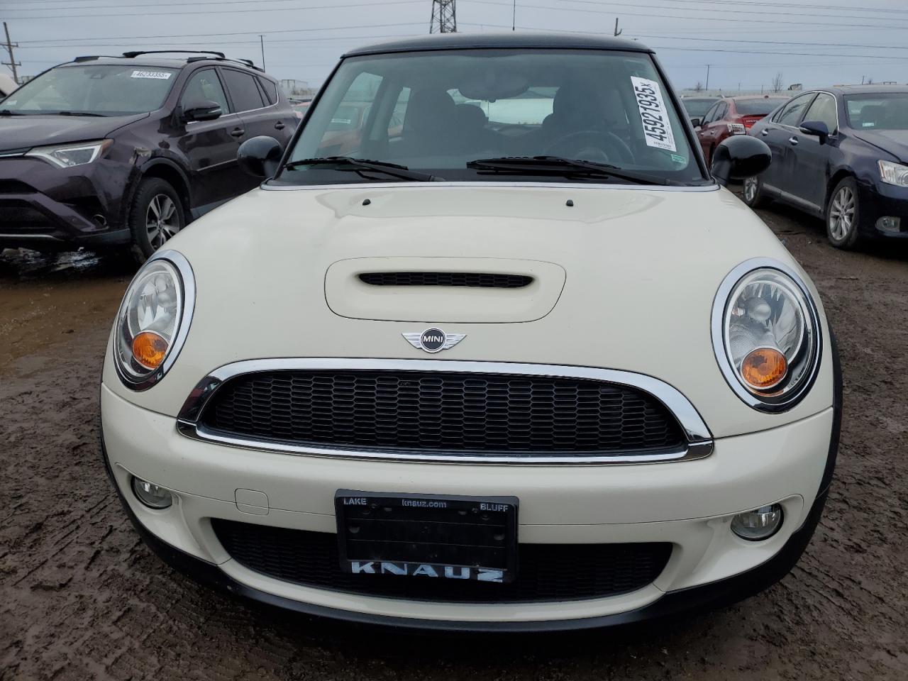 2009 MINI Cooper - Image 5