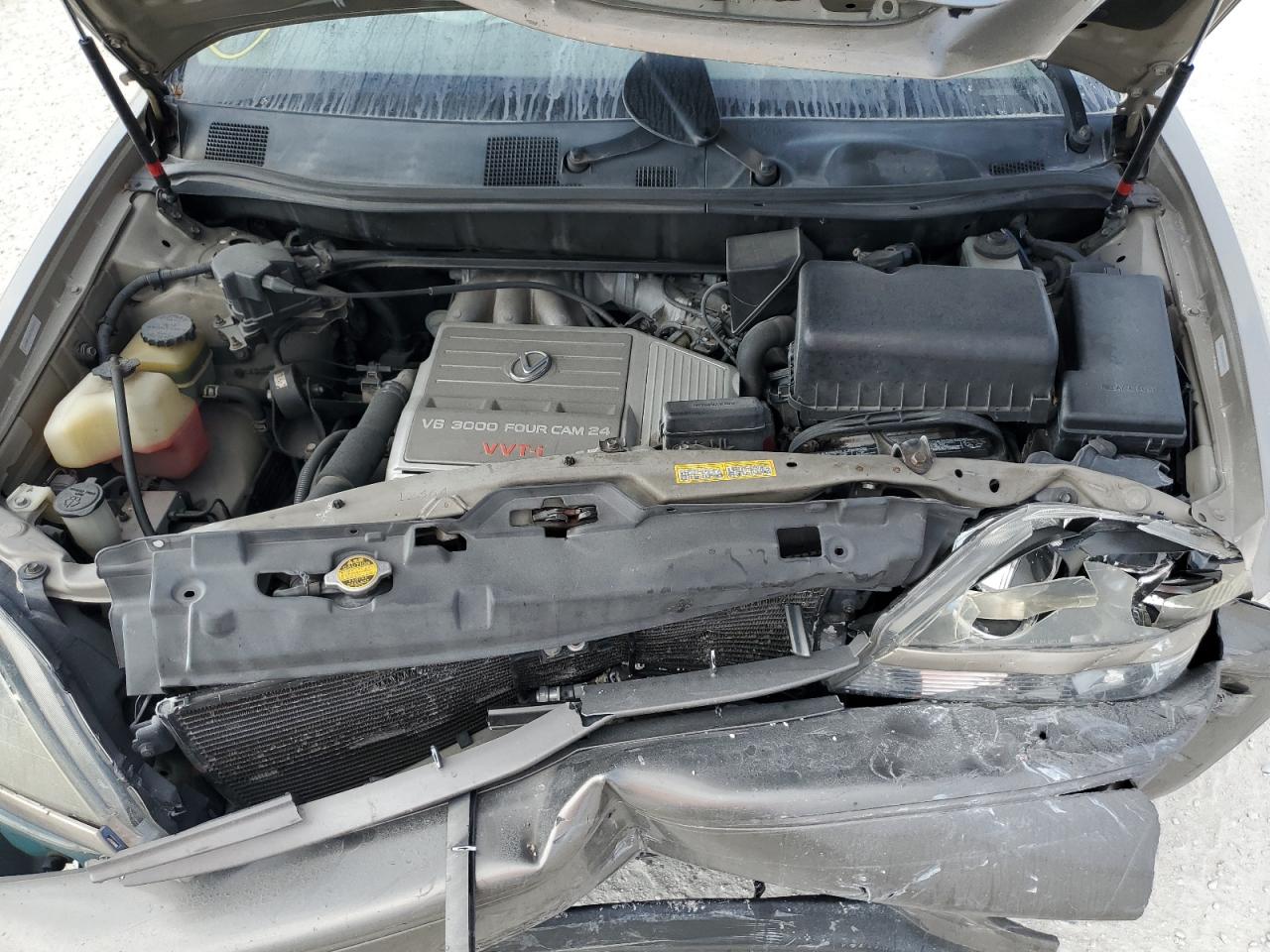 2000 Lexus RX - Image 13