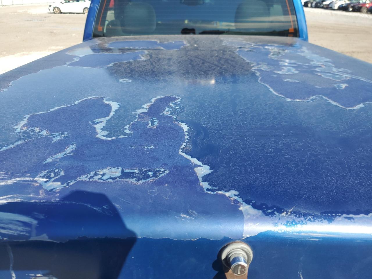 2004 Chevrolet Silverado - Image 10