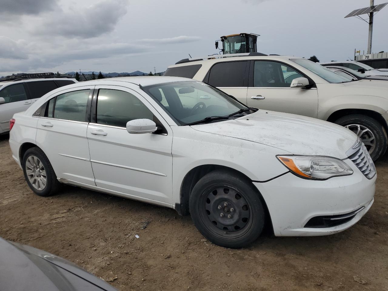 2012 Chrysler 200 - Image 4