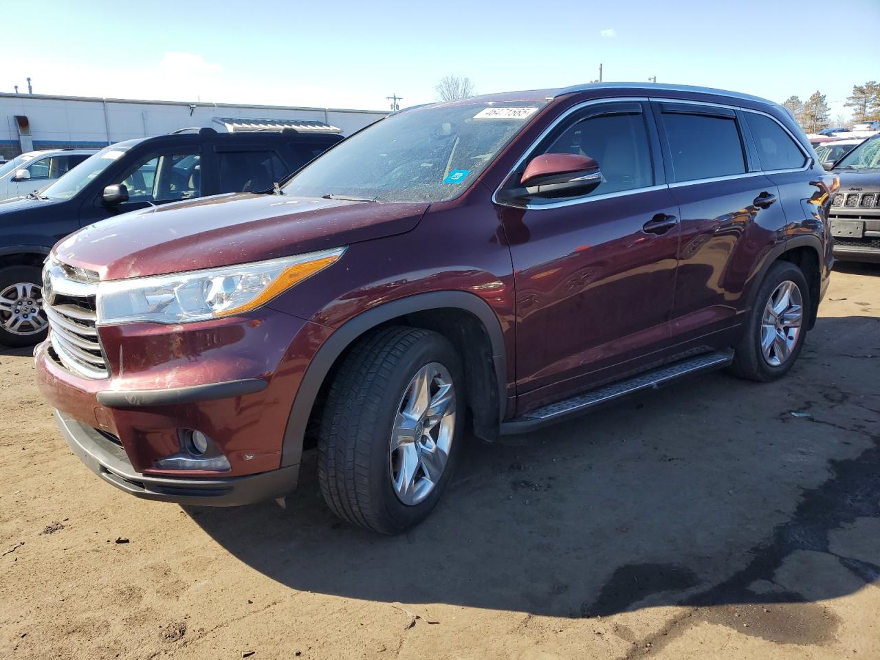 2015 Toyota Highlander - Image 1