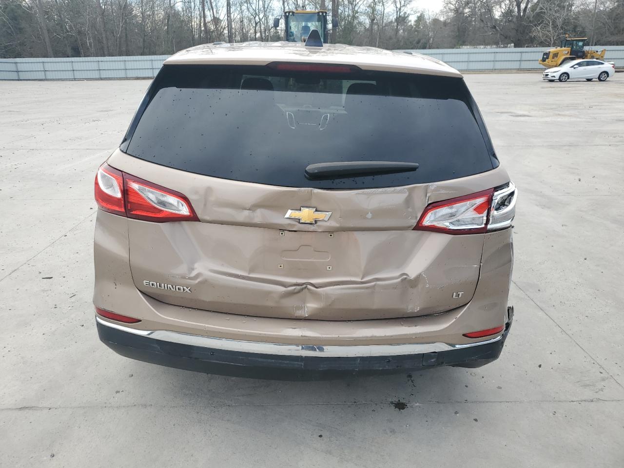 2GNAXJEV3J6167883 CHEVROLET EQUINOX 2018