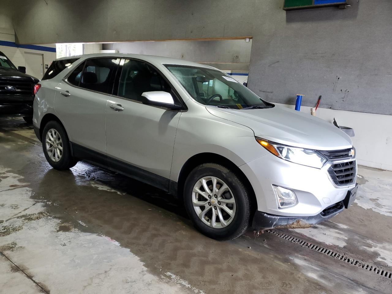 2020 Chevrolet Equinox - Image 4