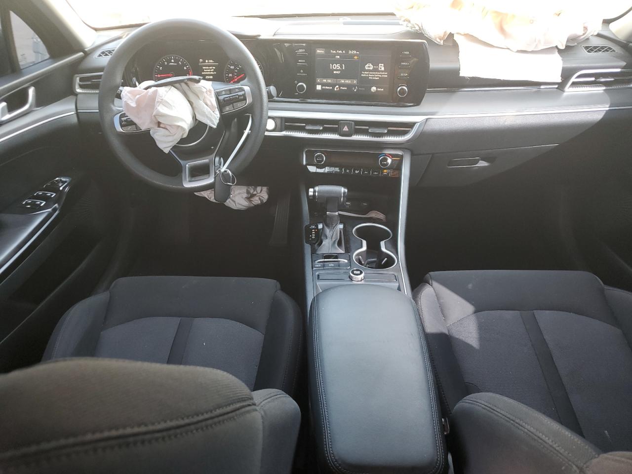 2022 Kia K5 - Image 8