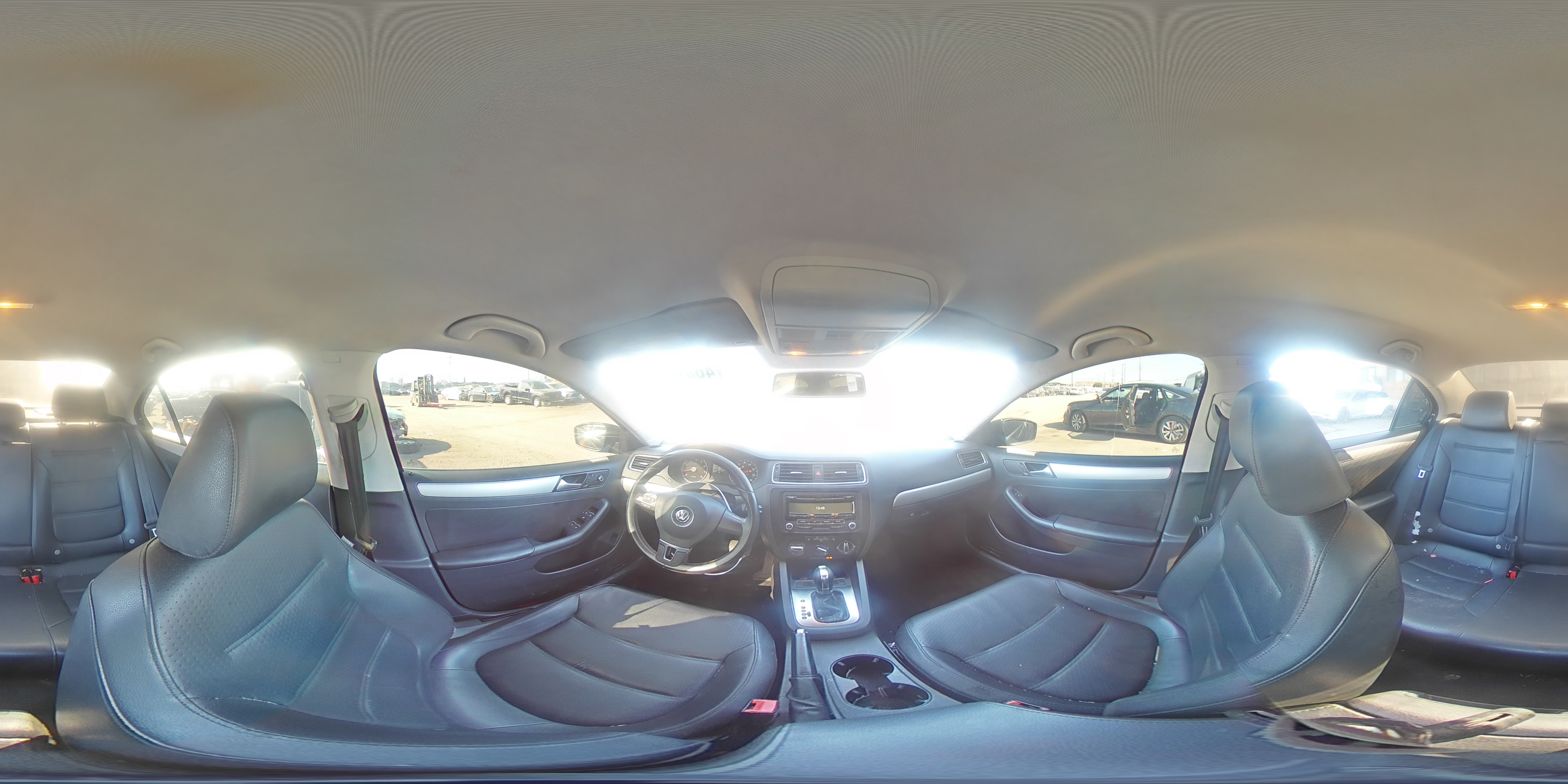 2014 Volkswagen Jetta - Image 13