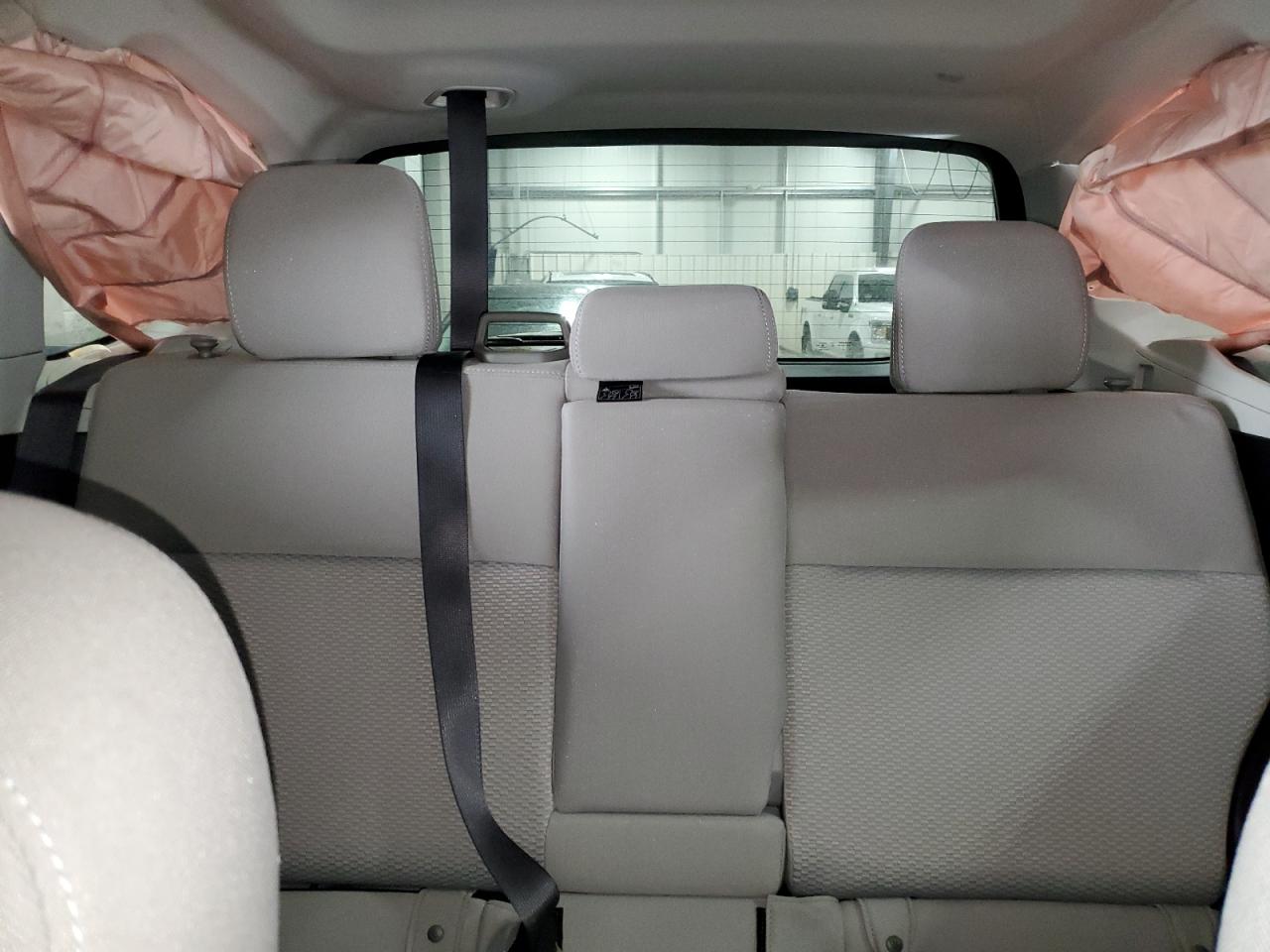 2015 Subaru Forester - Image 10
