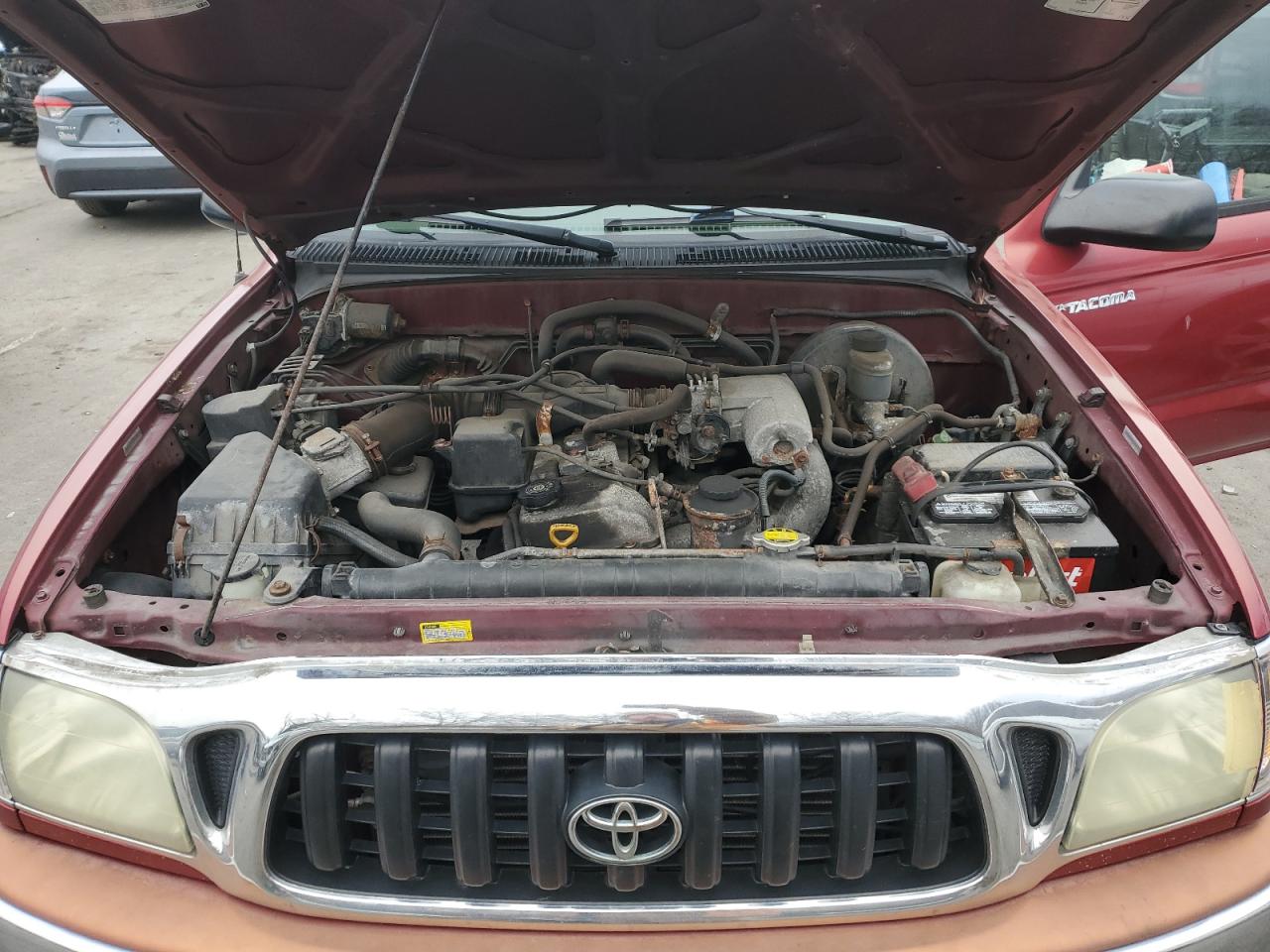 2004 Toyota Tacoma - Image 11