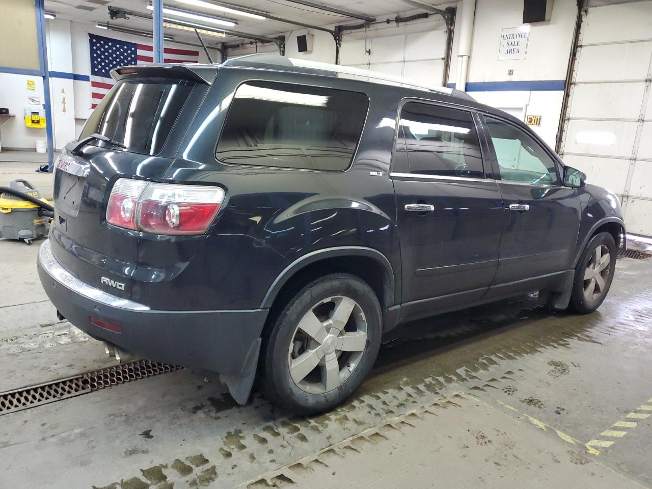 2012 GMC Acadia - Image 3