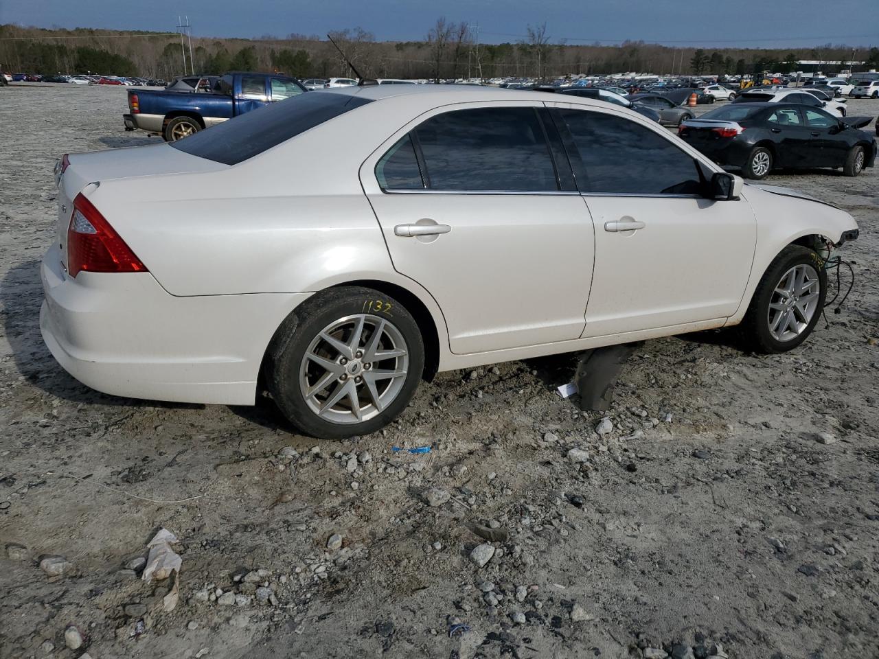 2012 Ford Fusion - Image 3