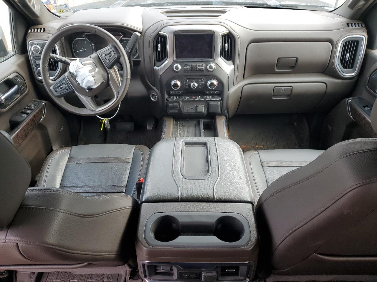 2022 GMC Sierra - Image 8