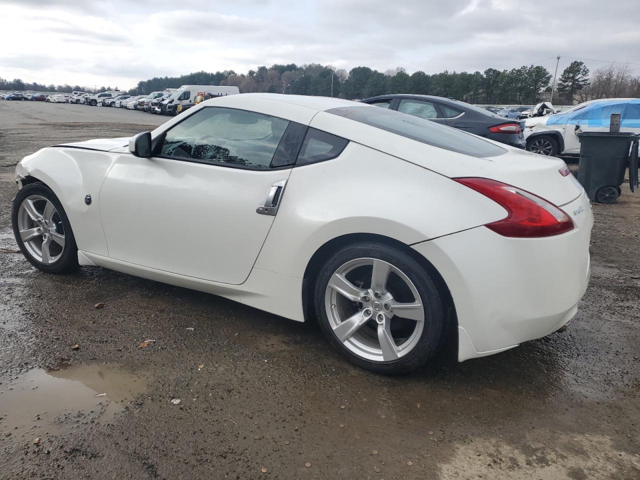 2012 Nissan 370Z - Image 2