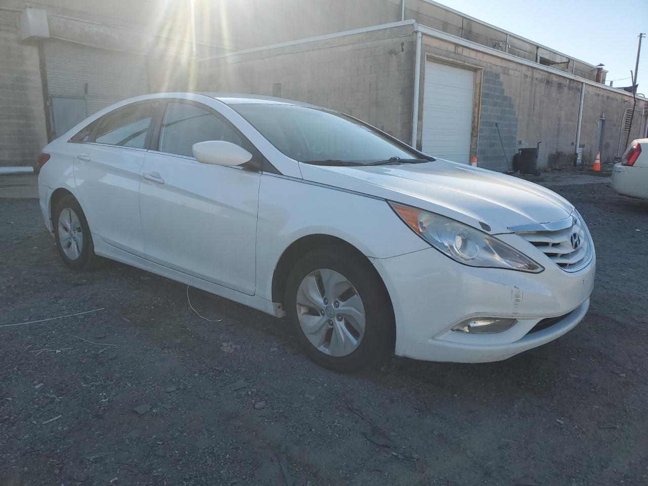 2013 Hyundai Sonata - Image 4