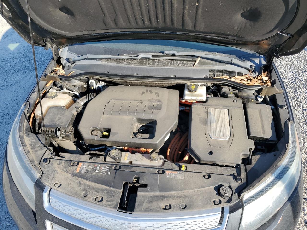 2012 Chevrolet Volt - Image 11