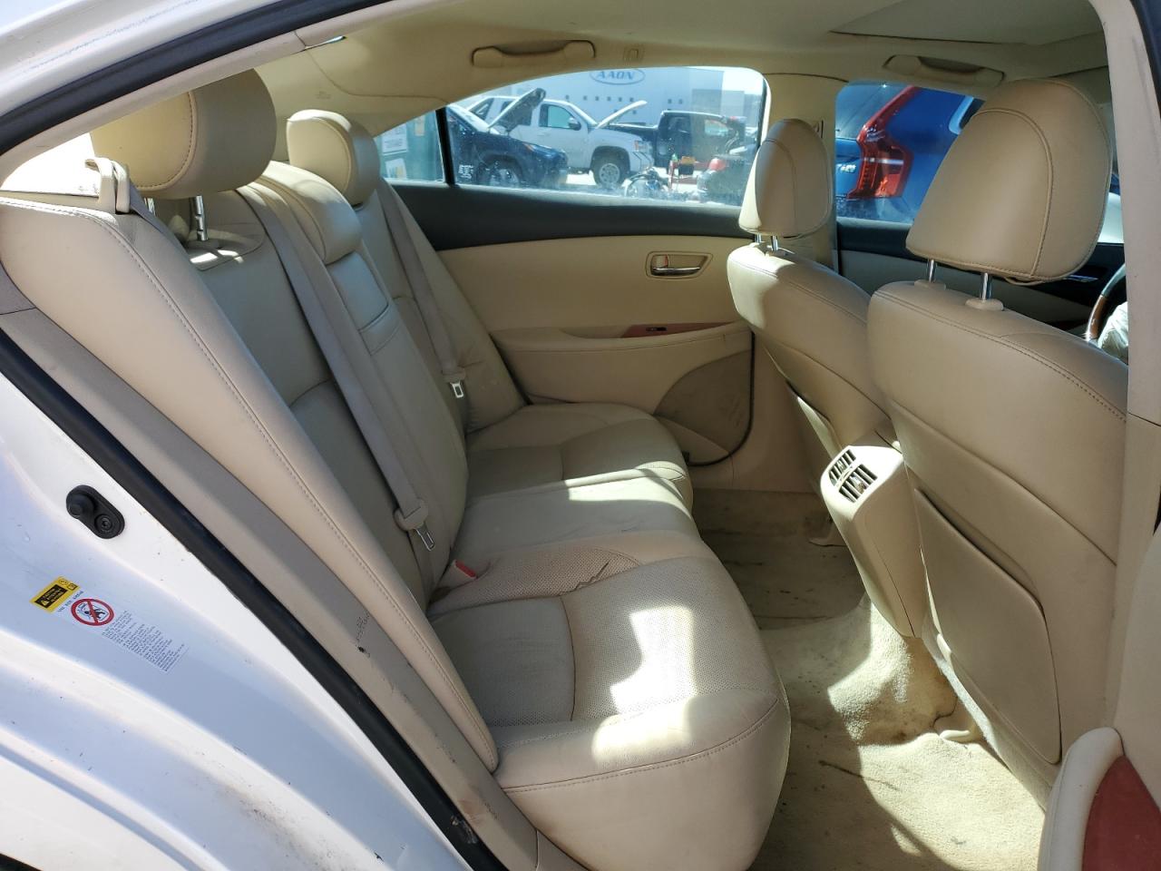 2007 Lexus ES - Image 10
