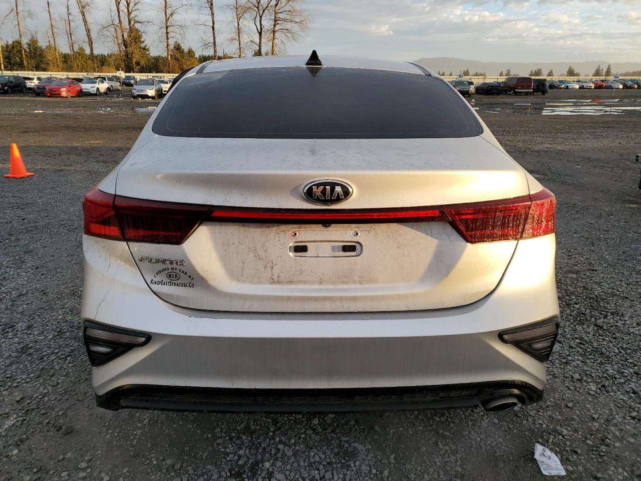 2020 Kia Forte - Image 6