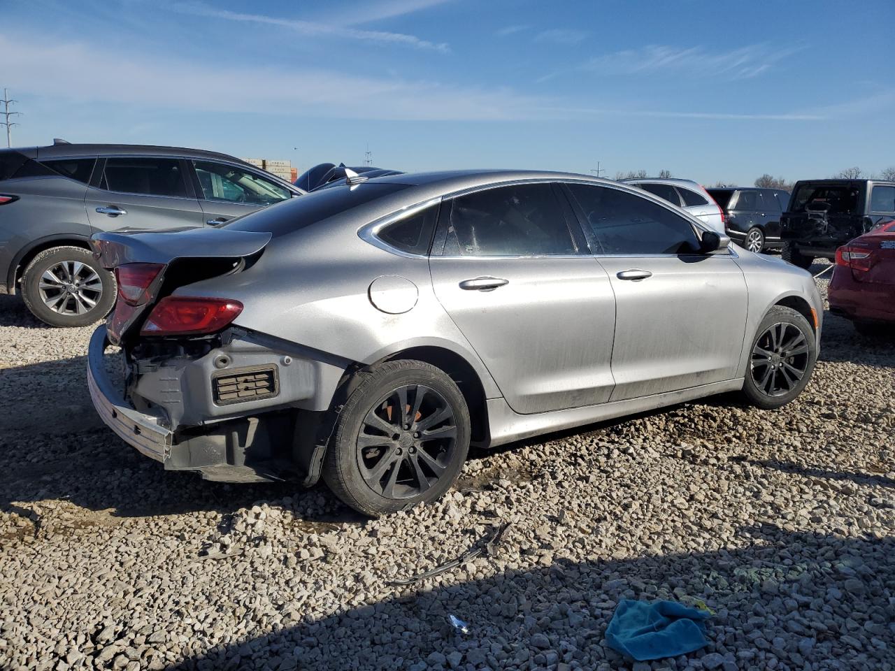 2016 Chrysler 200 - Image 3