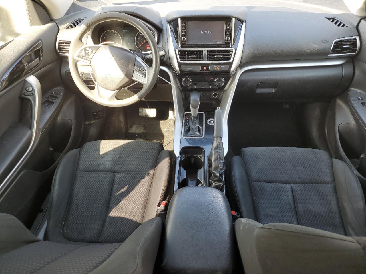 2019 Mitsubishi Eclipse - Image 8