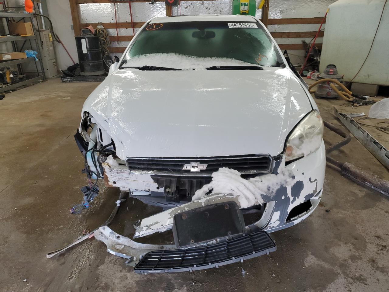 2010 Chevrolet Impala - Image 5