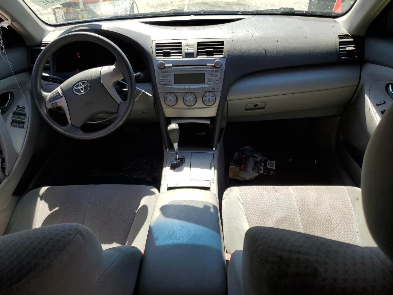 2011 Toyota Camry - Image 8