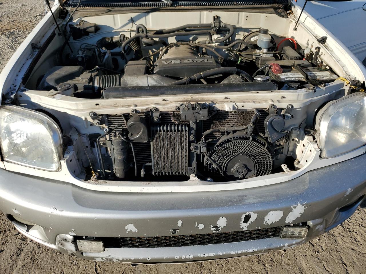2004 Toyota Sequoia - Image 12