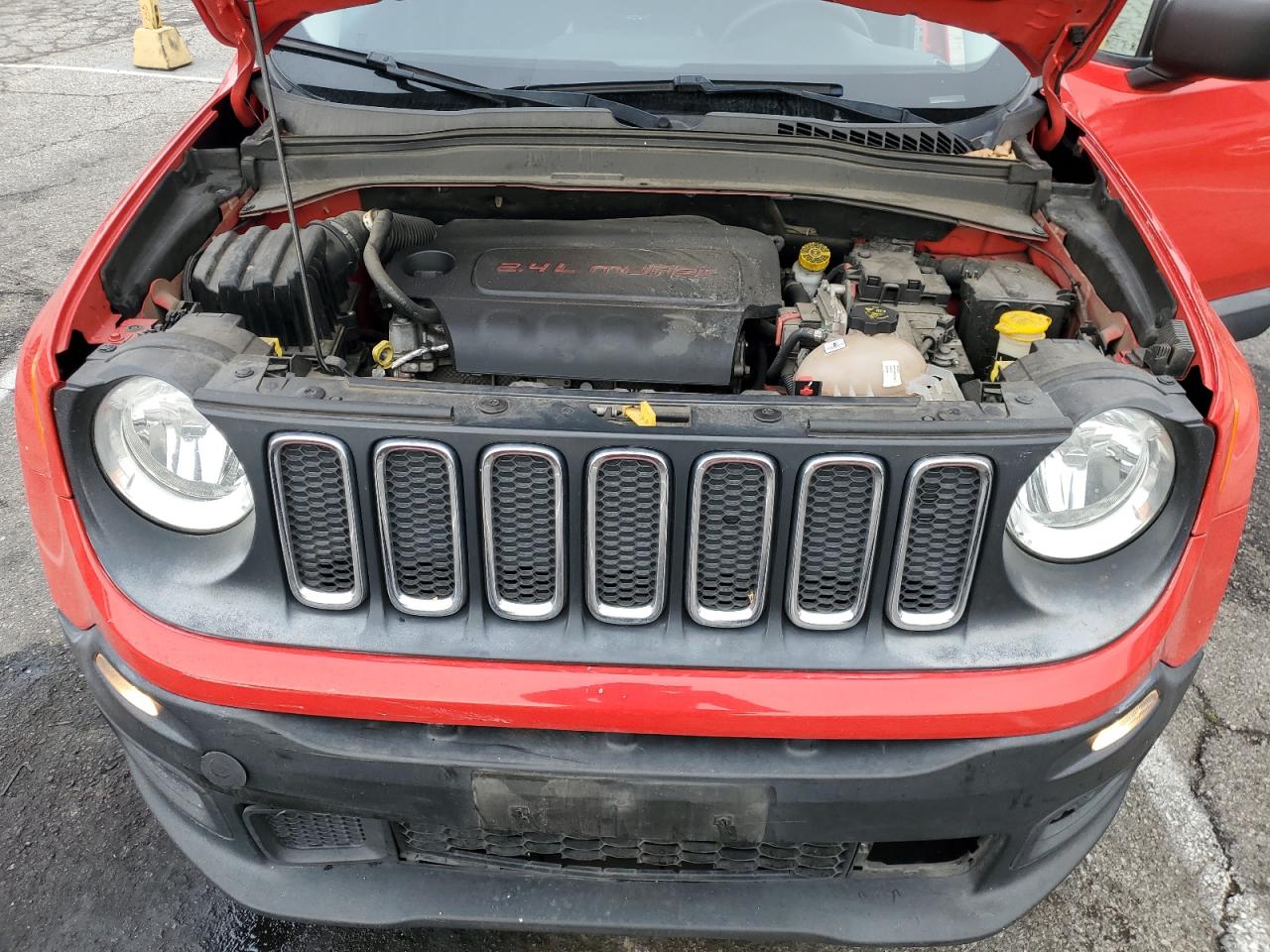 2016 Jeep Renegade - Image 12