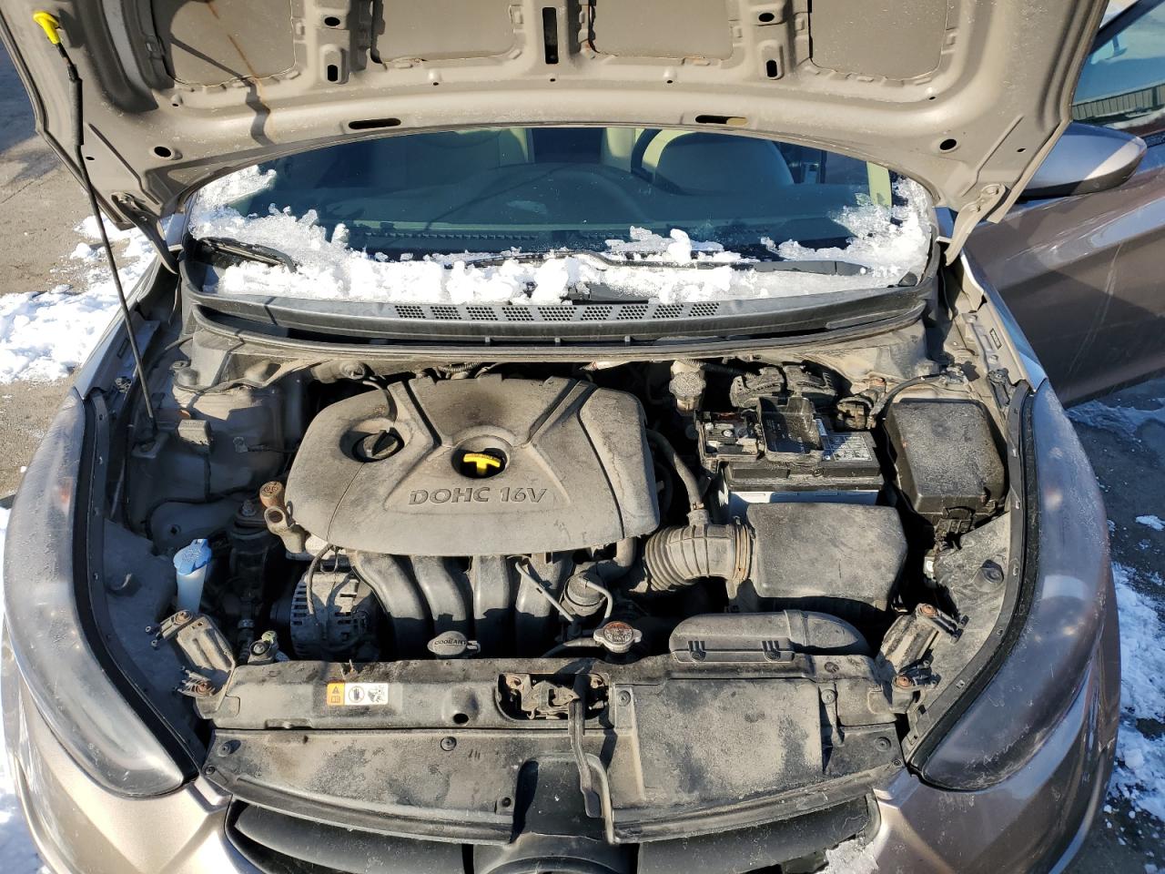 2013 Hyundai Elantra - Image 11