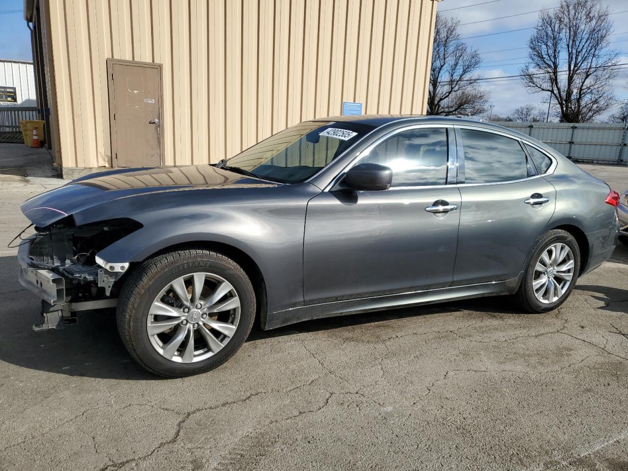 2012 Infiniti M - Image 1
