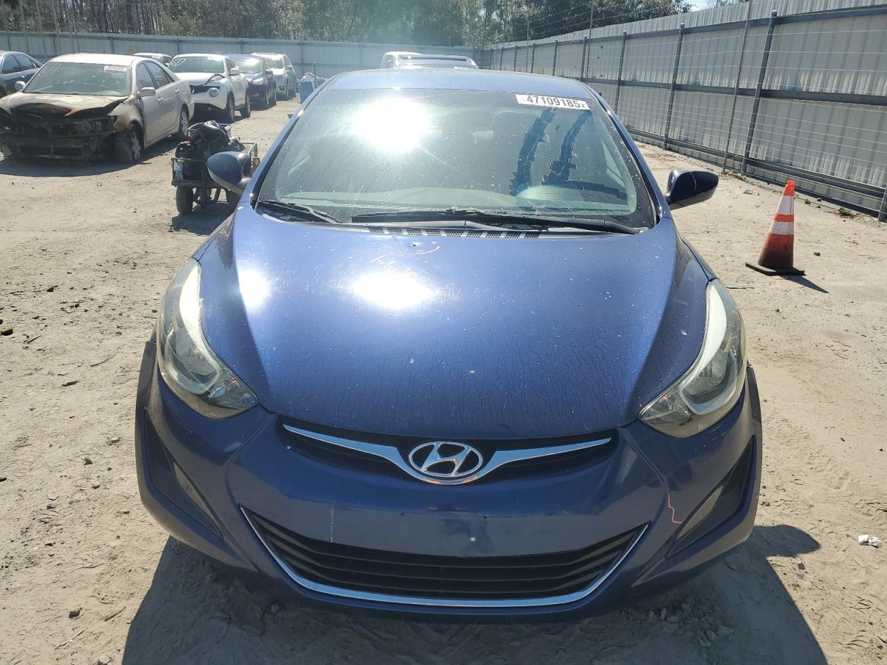 2015 Hyundai Elantra - Image 5