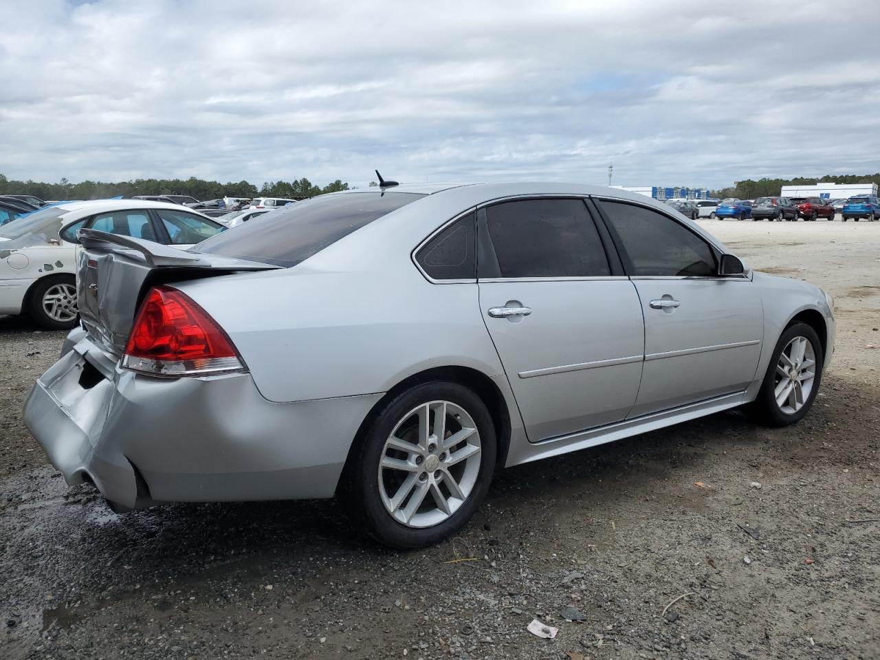 2014 Chevrolet Impala - Image 3