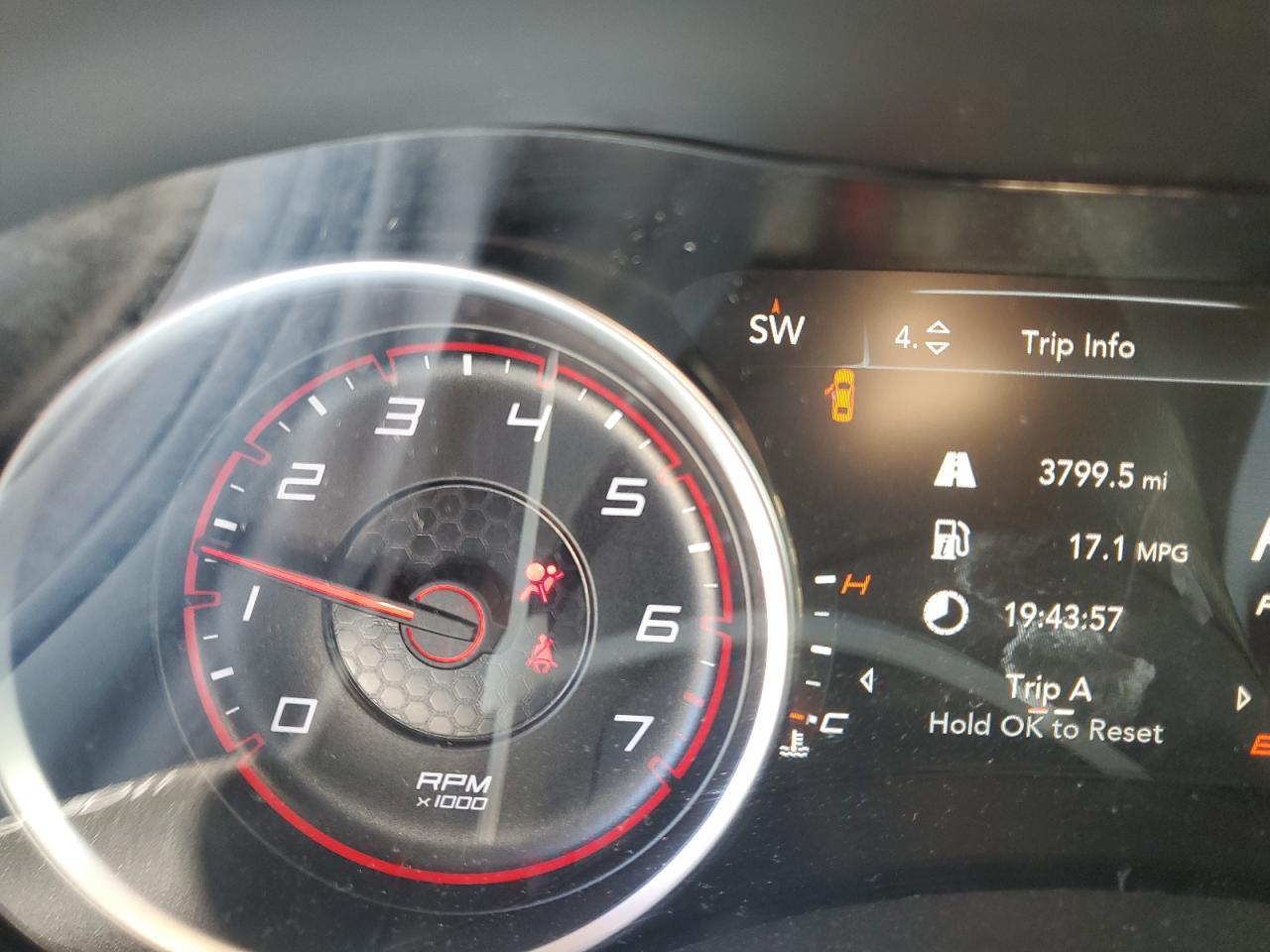 2017 Dodge Charger - Image 9