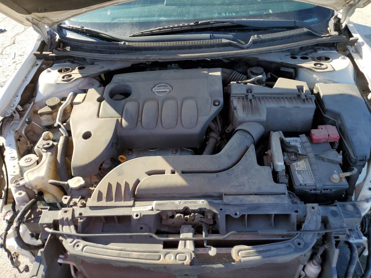 2010 Nissan Altima - Image 11
