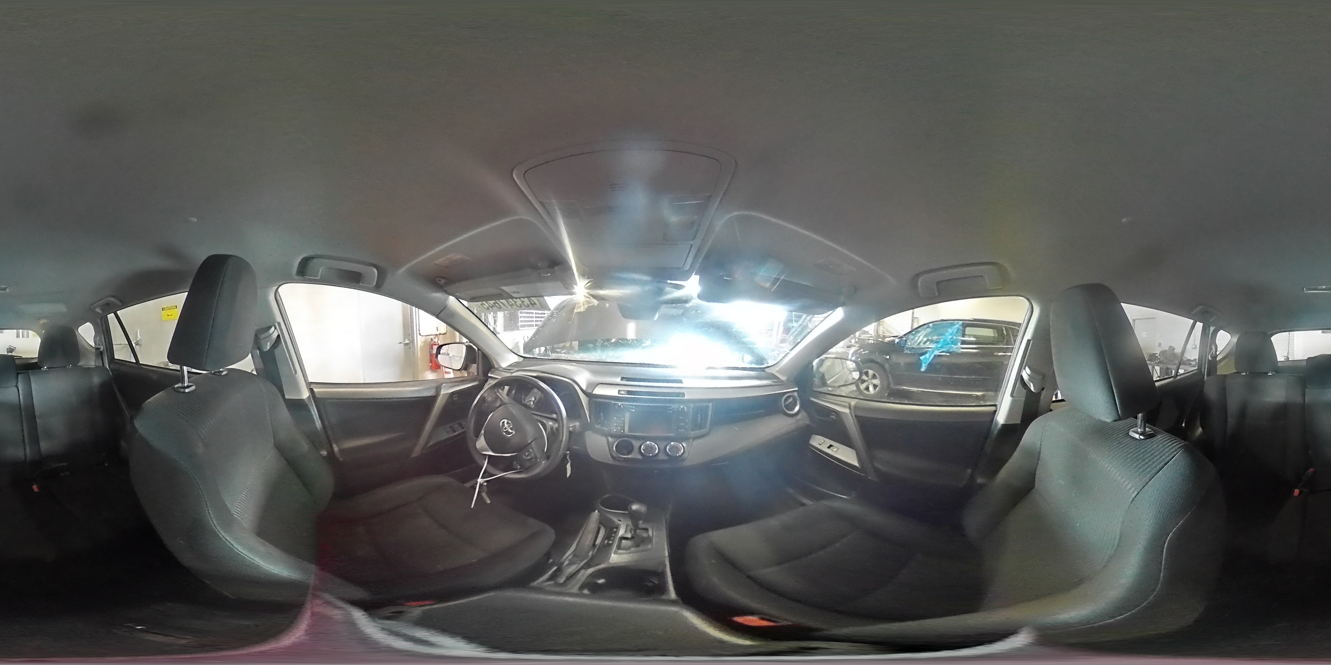 2018 Toyota RAV 4 - Image 15