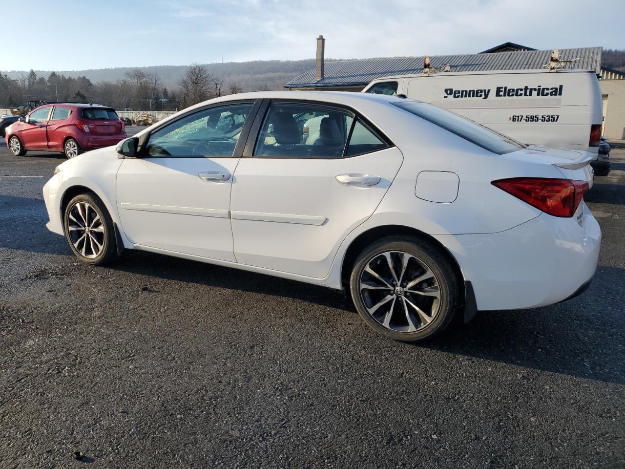 2018 Toyota Corolla - Image 2