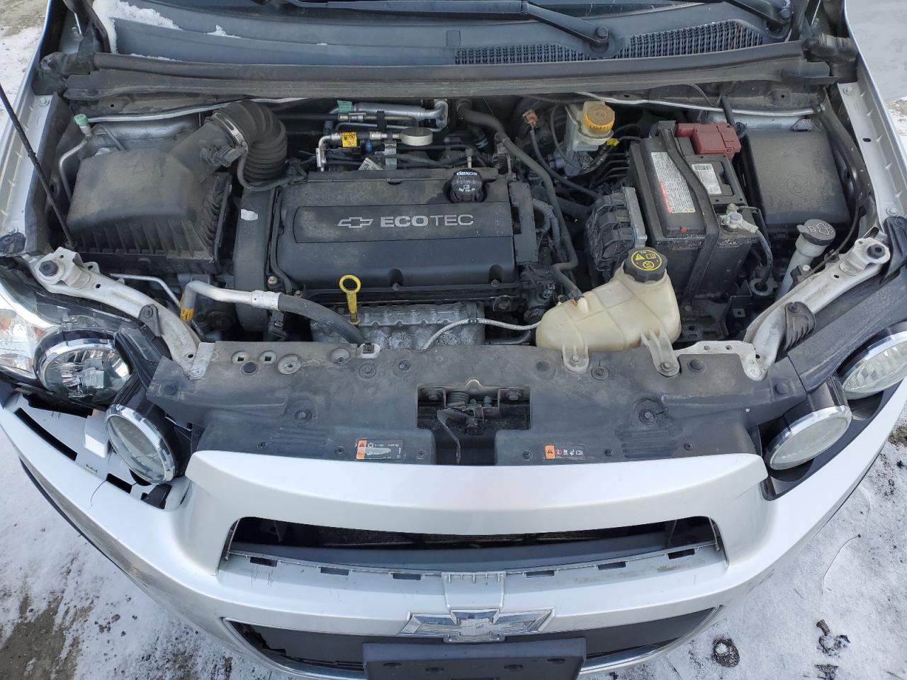 2016 Chevrolet Sonic - Image 11