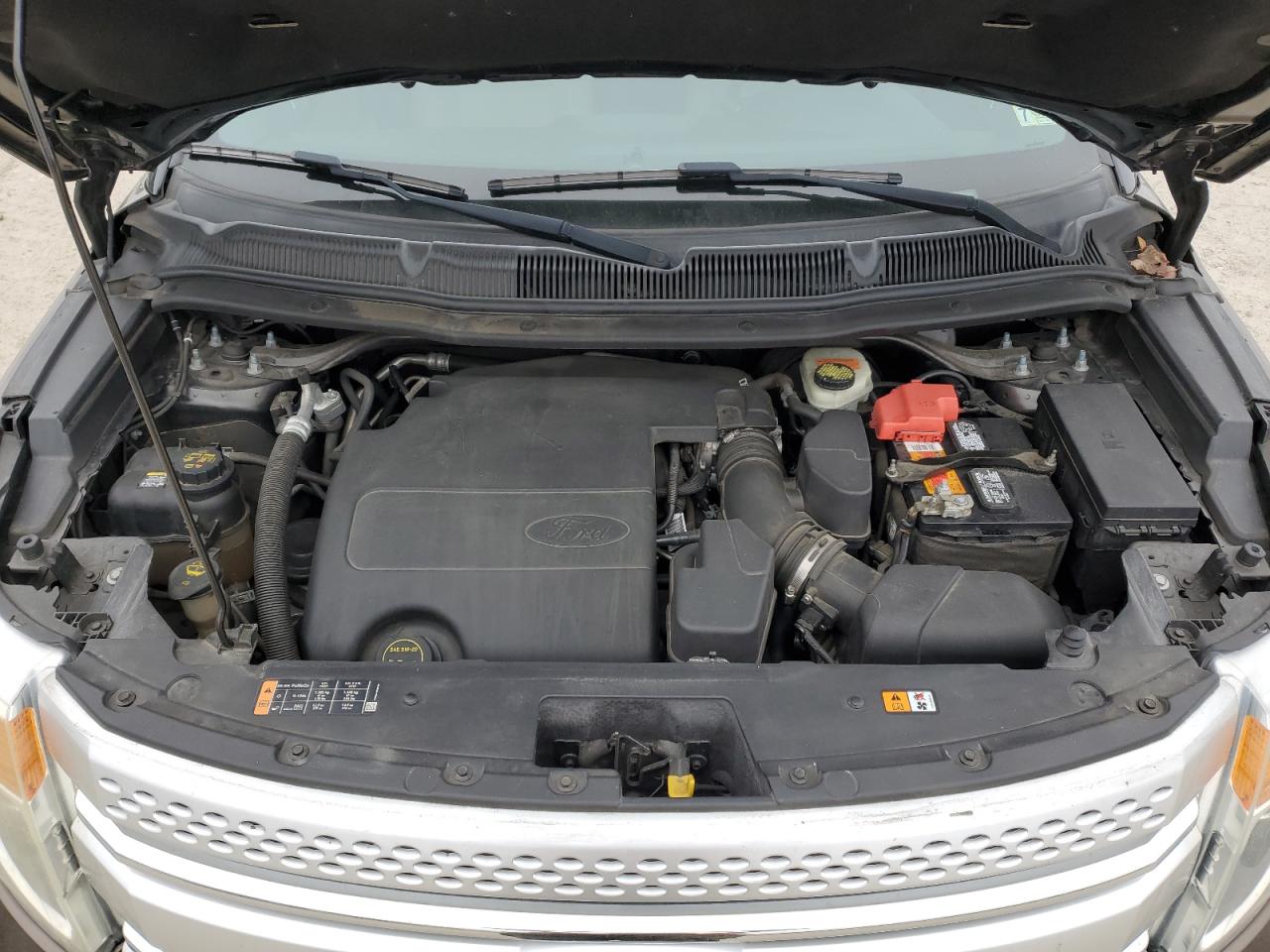 2015 Ford Explorer - Image 12