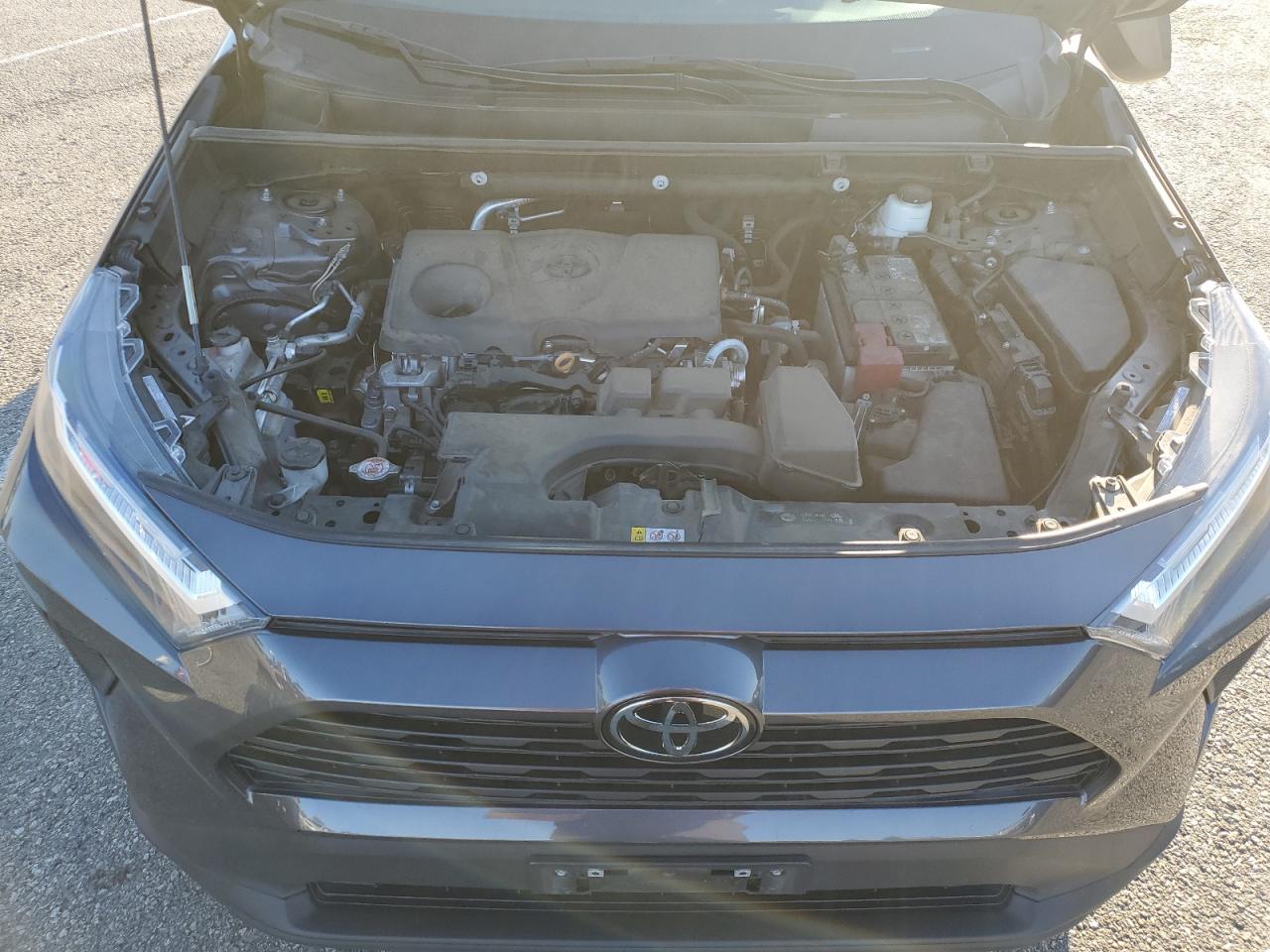 2022 Toyota RAV 4 - Image 14