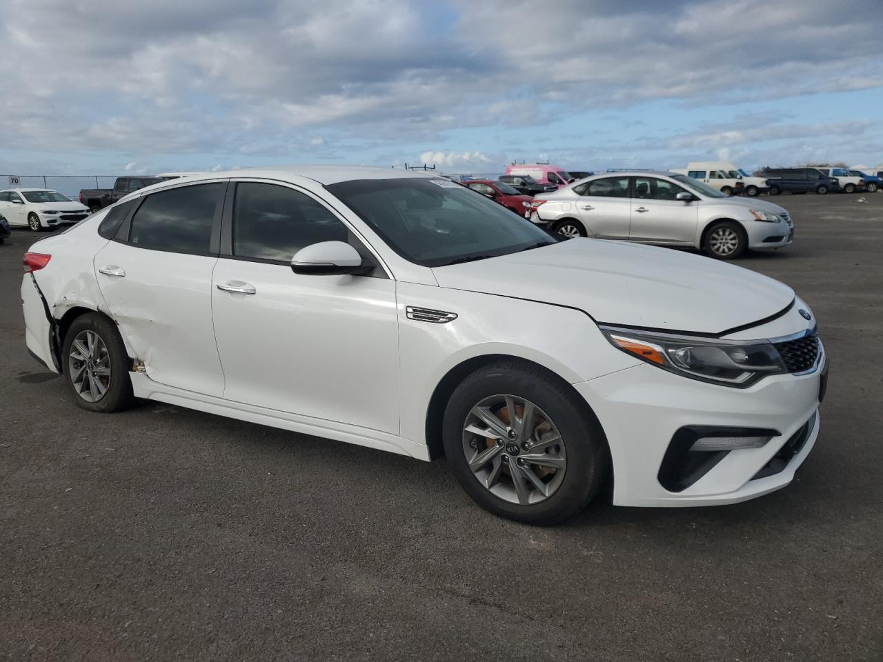 2019 Kia Optima - Image 4